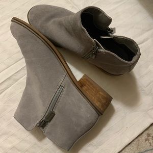 Blondo Waterproof Gray Booties